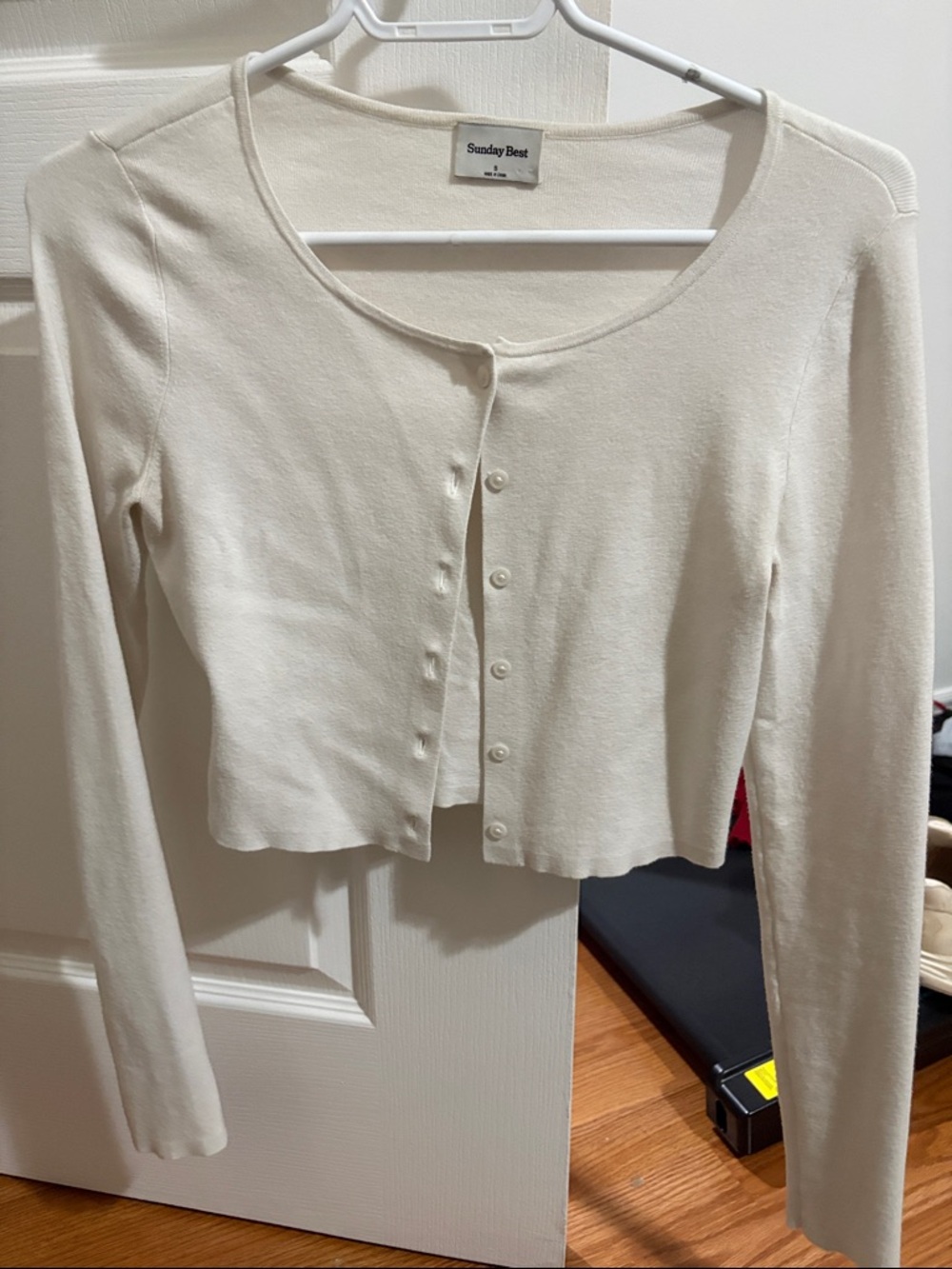 Aritzia Sunday Best Cropped Button-Front Cardigan